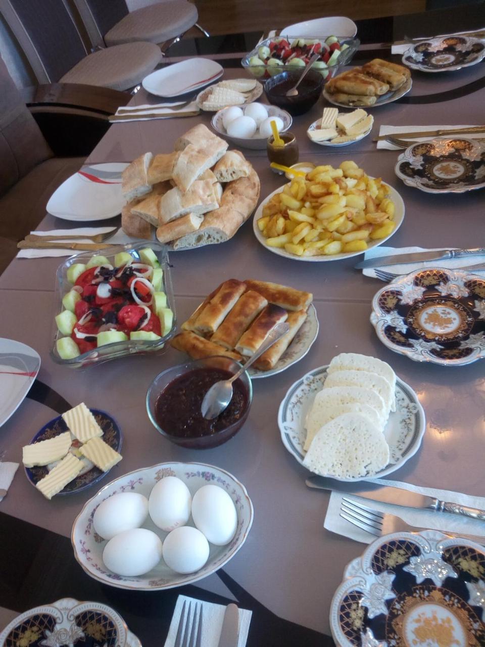 Best Host Sighnaghi Ngoại thất bức ảnh